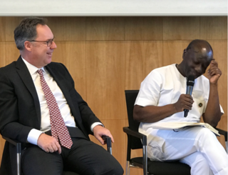 Holger Lösch, Stellvertretender Hauptgeschäftsführer des BDI und Ken Ofori Atta, Finanzminister der Republik Ghana Holger Lösch, Stellvertretender Hauptgeschäftsführer des BDI und Ken Ofori Atta, Finanzminister der Republik Ghana