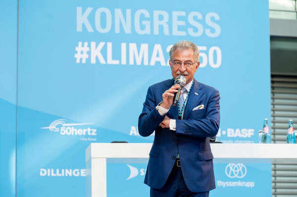 BDI-Präsident Dieter Kempf beim Klimakongress