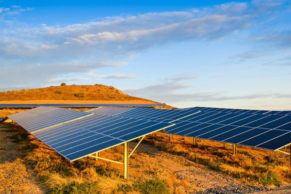 Mit erneuerbaren Energien aus Australien und deutscher Technologie kann grüner Wasserstoff hergestellt werden